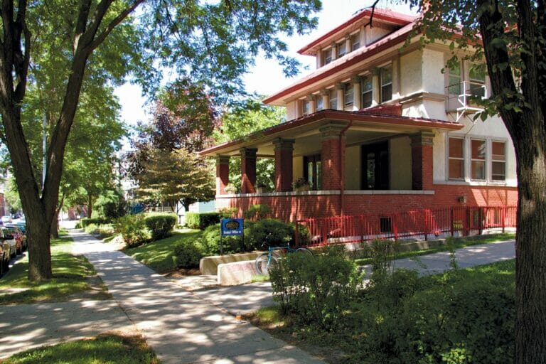 Official Site Steve Brown Apartments Contact Us