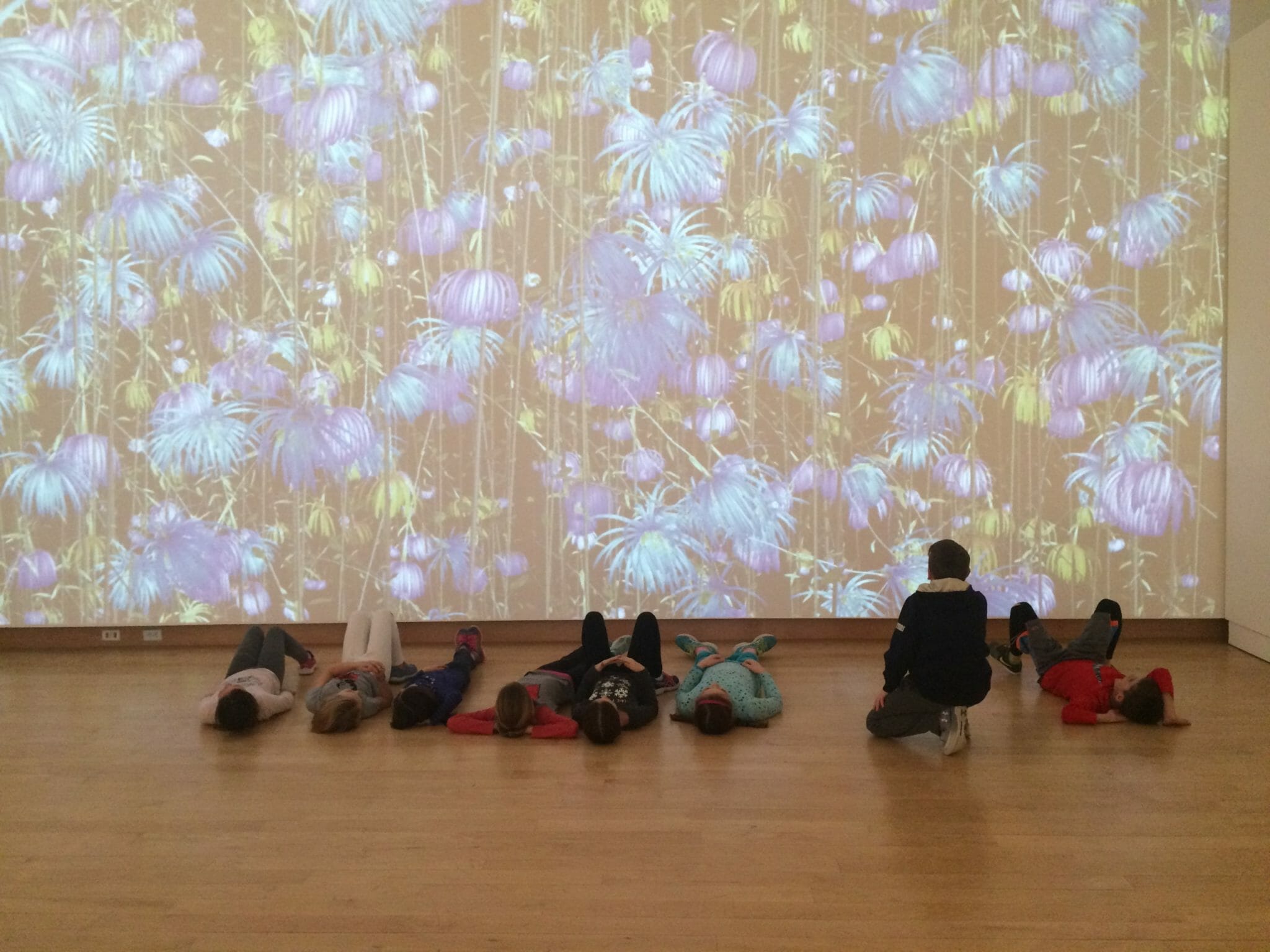 Kids in the gallery on a school tour