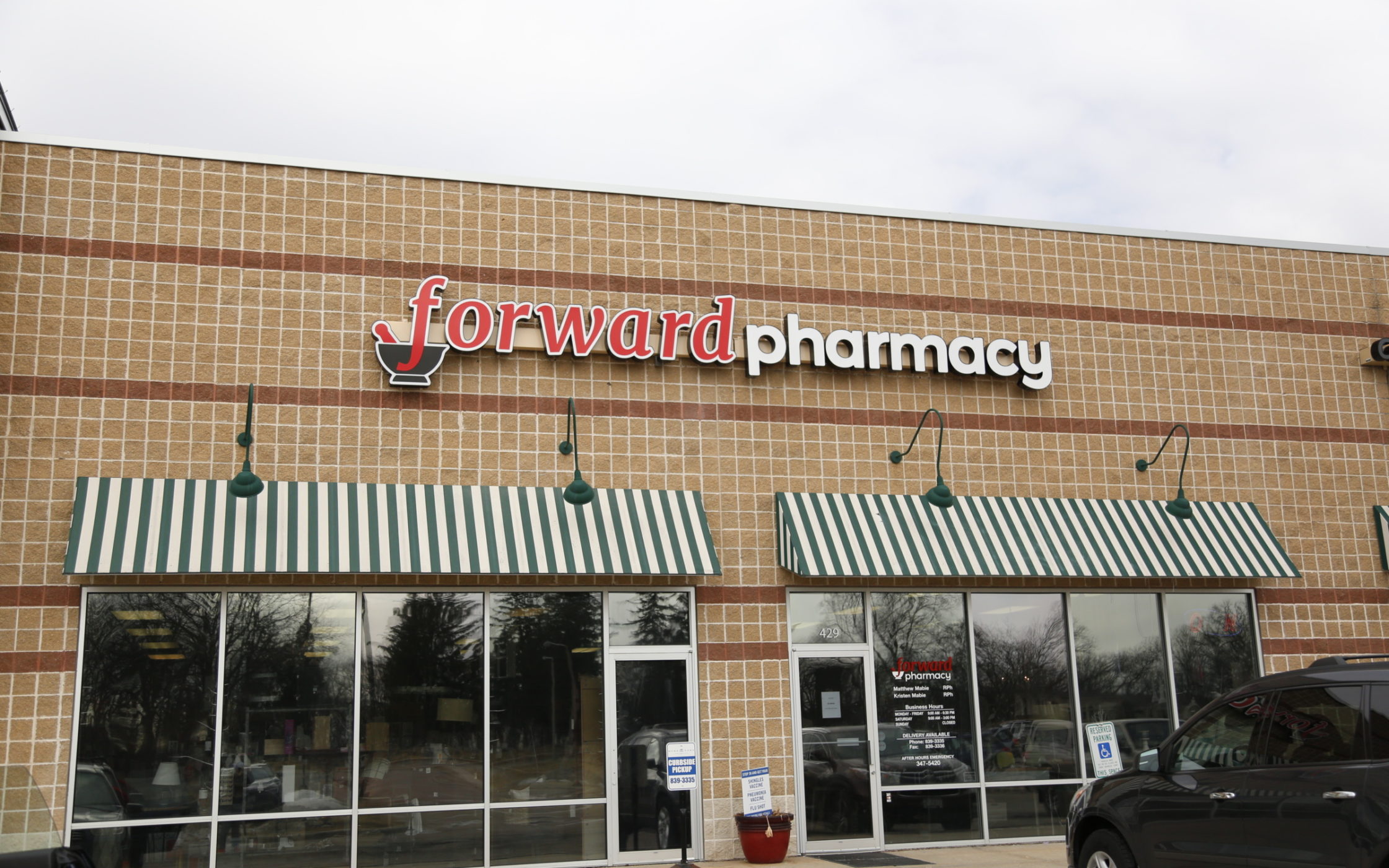 Cottage Grove Pharmacy Exterior