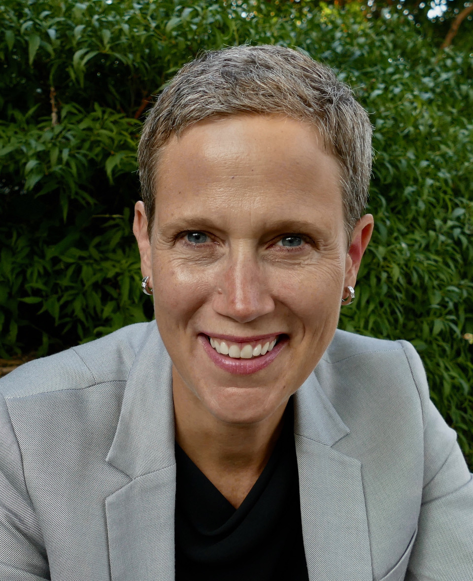 Rebecca Ryan Headshot